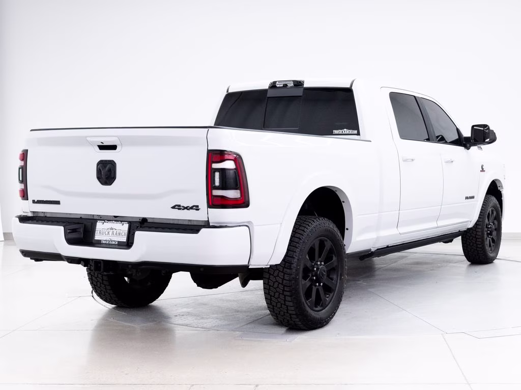 2022 Bright White Clearcoat Ram 3500 Laramie 4X4 Truck
