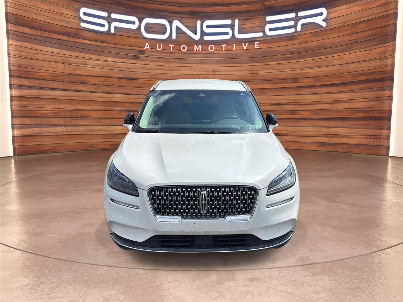 2020 Pristine White Lincoln Corsair Standard FWD SUV