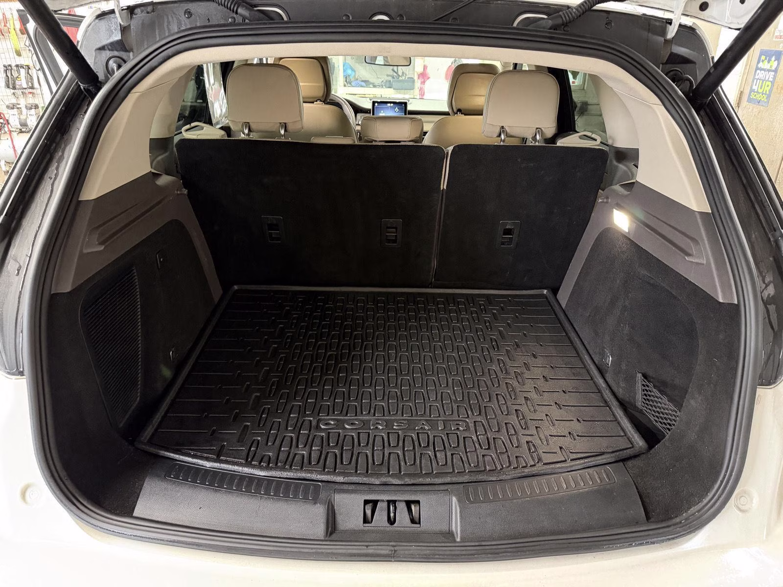 2020 Pristine White Lincoln Corsair Standard FWD SUV