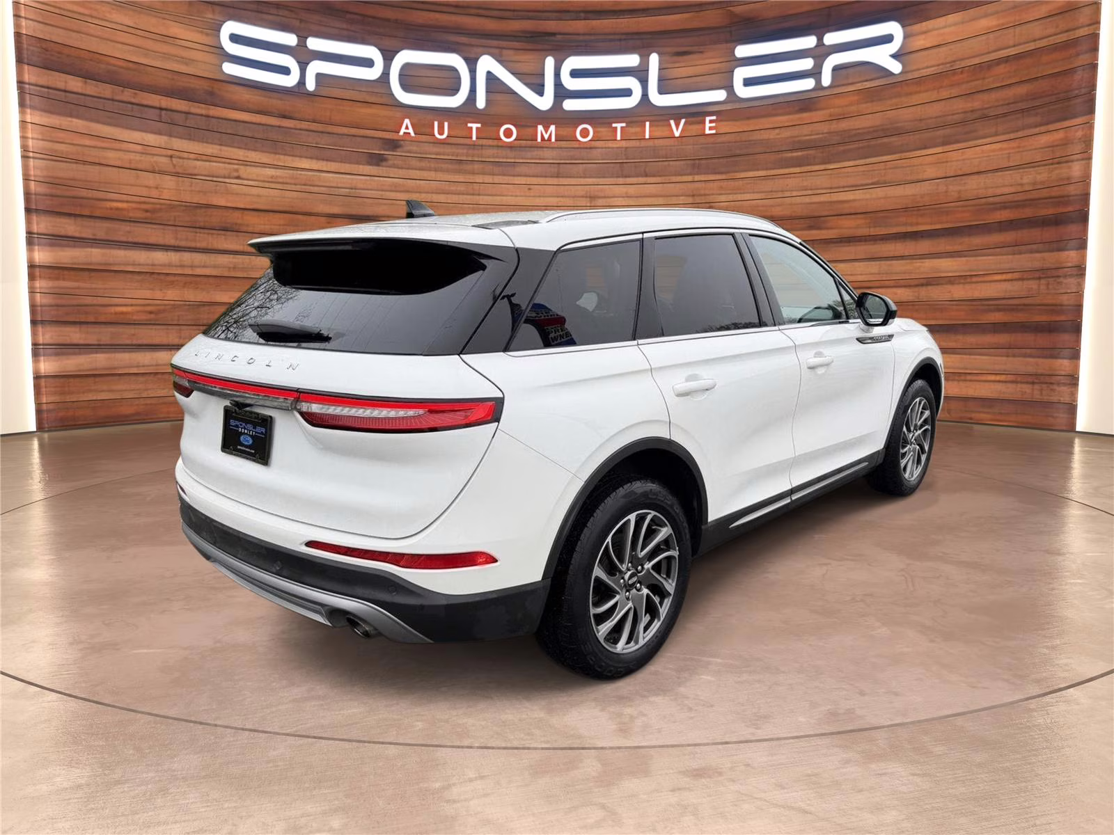 2020 Pristine White Lincoln Corsair Standard FWD SUV