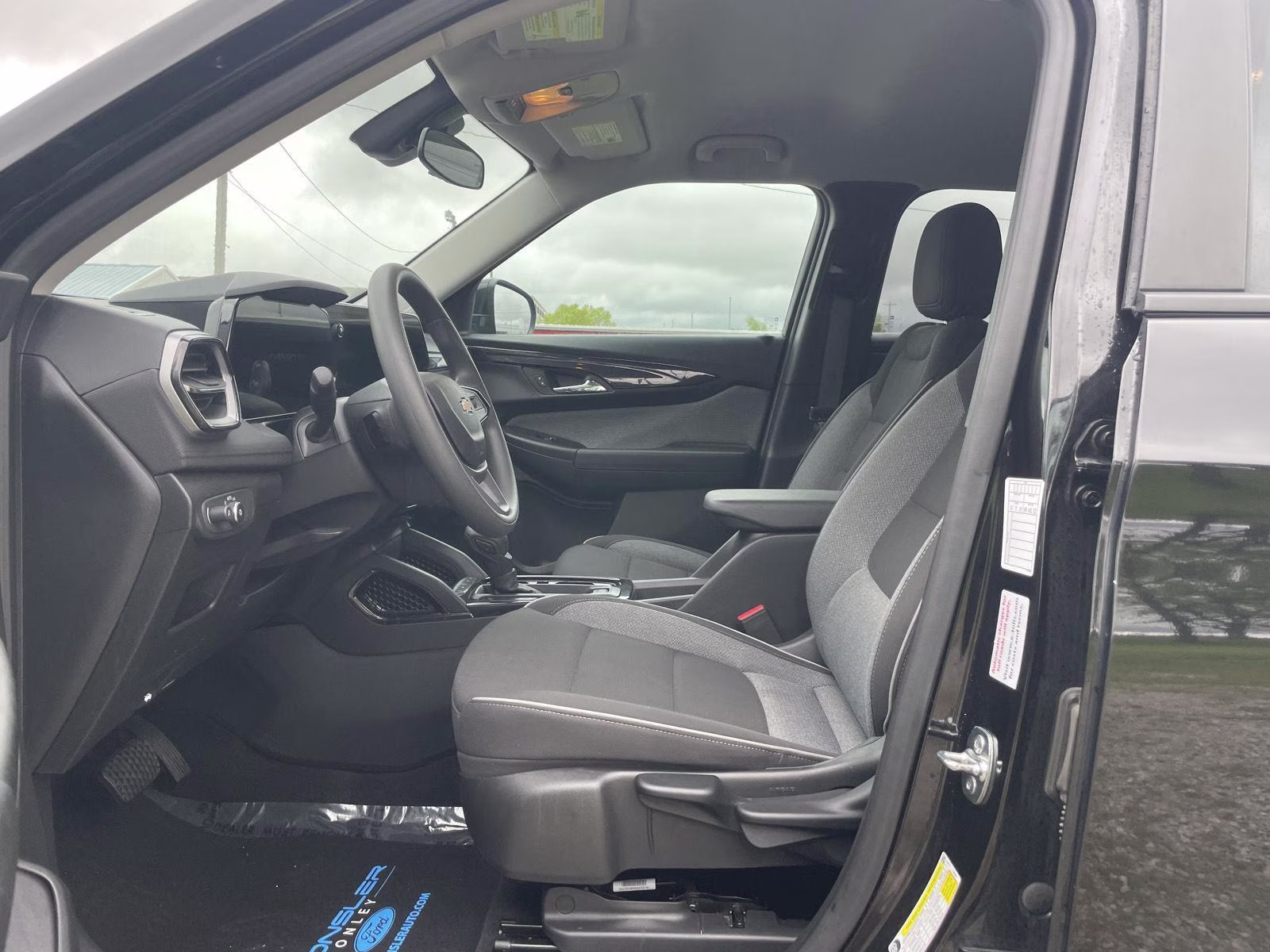 2025 Mosaic Black Metallic Chevrolet Trailblazer LT AWD SUV