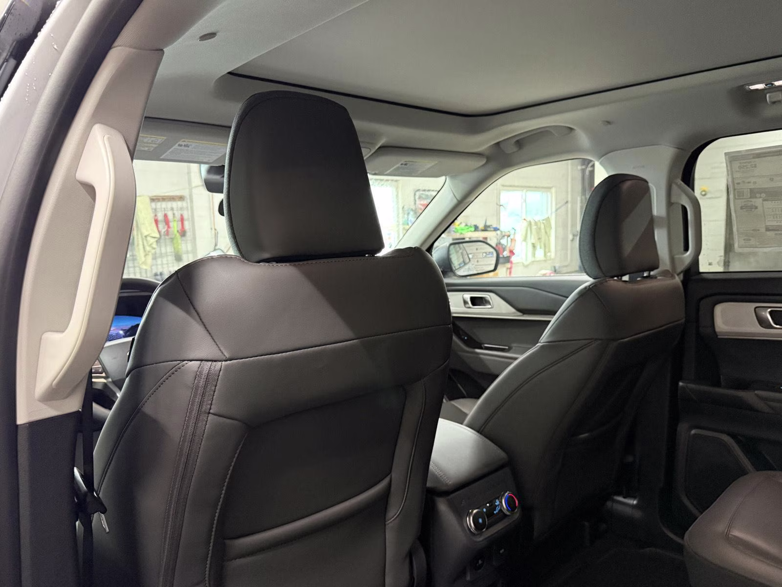 2026 Space White Metallic Ford Explorer Active w/200A Pkg 4X4 SUV