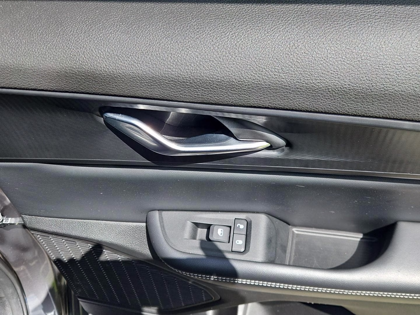 2024 Baltic Gray Metallic Clearcoat Jeep Grand Cherokee Altitude X 4X4 SUV