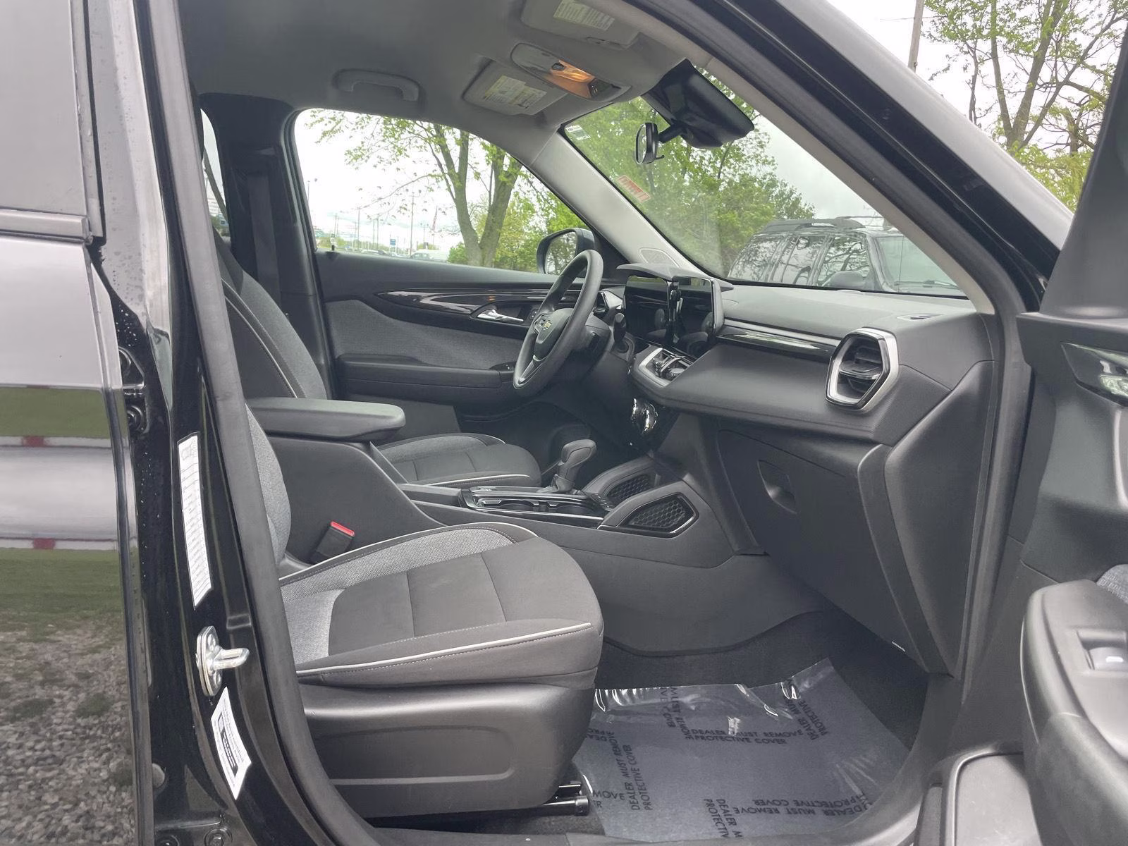 2025 Mosaic Black Metallic Chevrolet Trailblazer LT AWD SUV