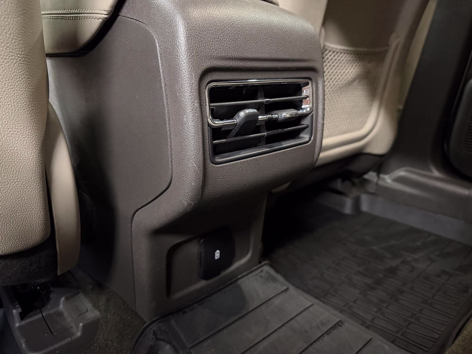 2020 Pristine White Lincoln Corsair Standard FWD SUV