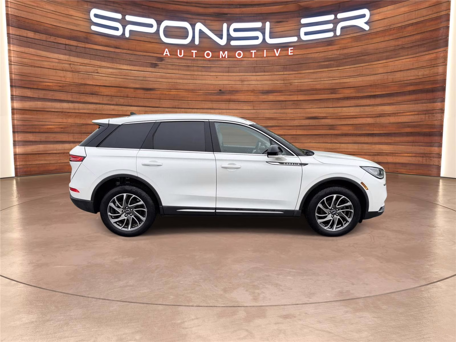 2020 Pristine White Lincoln Corsair Standard FWD SUV