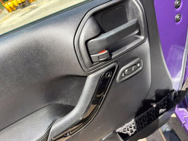 2016 Xtreme Purple Pearl Coat Jeep Wrangler Unlimited Sahara 4X4 SUV