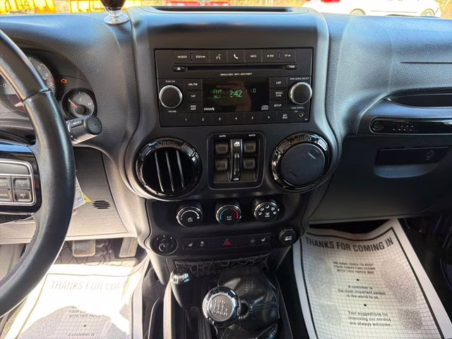 2016 Xtreme Purple Pearl Coat Jeep Wrangler Unlimited Sahara 4X4 SUV