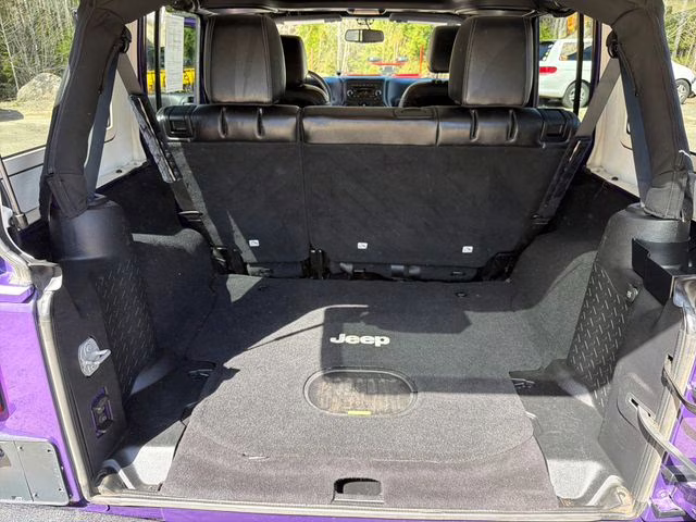 2016 Xtreme Purple Pearl Coat Jeep Wrangler Unlimited Sahara 4X4 SUV