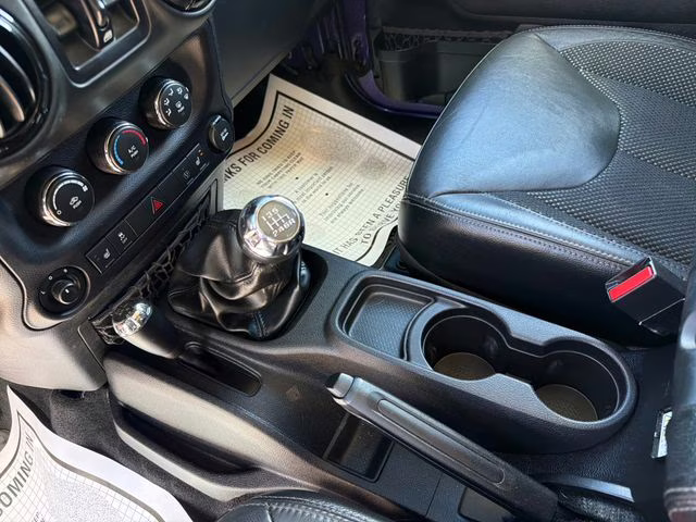 2016 Xtreme Purple Pearl Coat Jeep Wrangler Unlimited Sahara 4X4 SUV