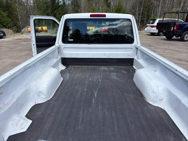 2011 Oxford White Ford Ranger XLT 4X4 Truck