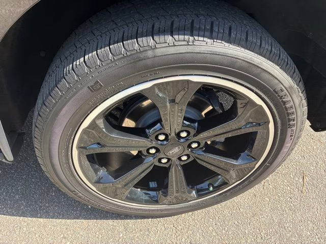 2023 Black Metallic Ford Expedition Limited RWD SUV