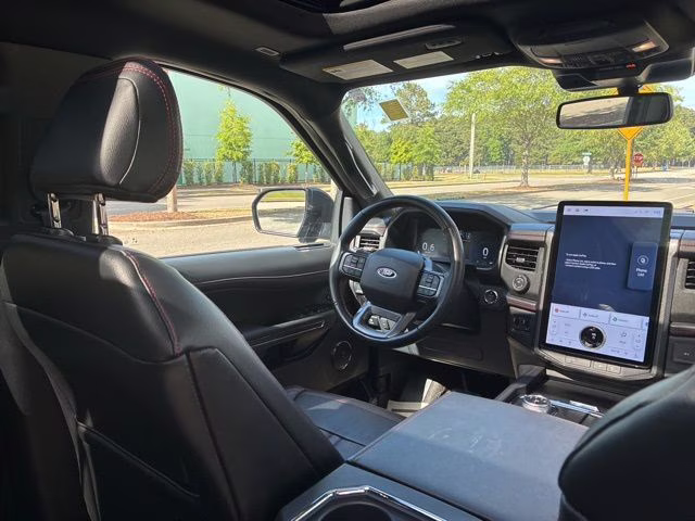 2023 Black Metallic Ford Expedition Limited RWD SUV
