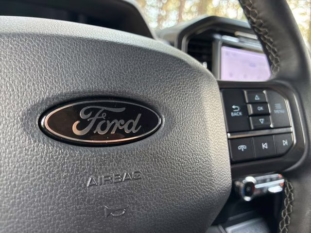 2024 Oxford White Ford F-150 XLT 4X4 Truck