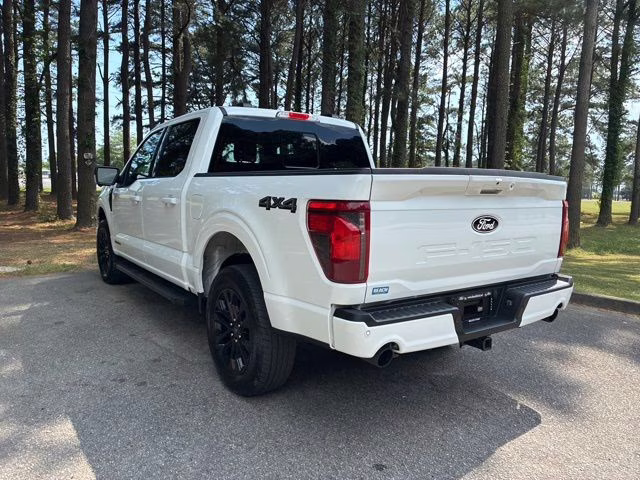 2024 Oxford White Ford F-150 XLT 4X4 Truck