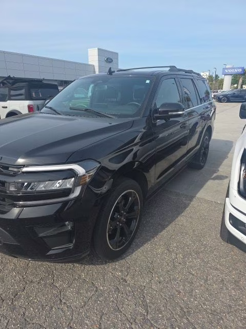 2023 Agate Black Metallic Ford Expedition Limited RWD SUV