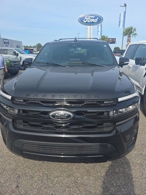 2023 Agate Black Metallic Ford Expedition Limited RWD SUV