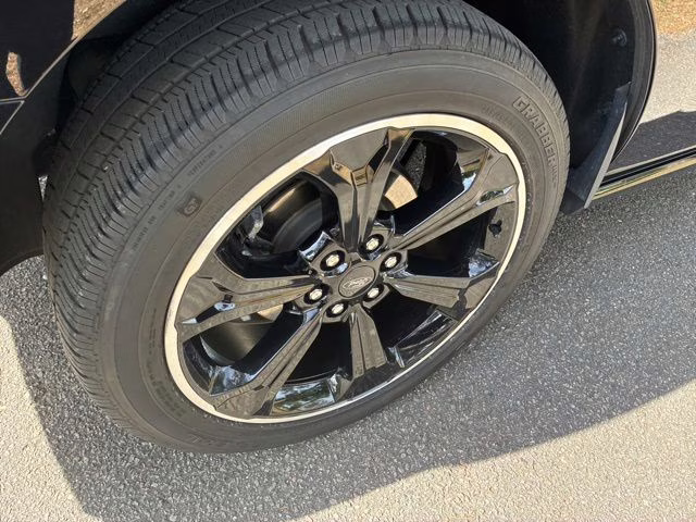 2023 Black Metallic Ford Expedition Limited RWD SUV