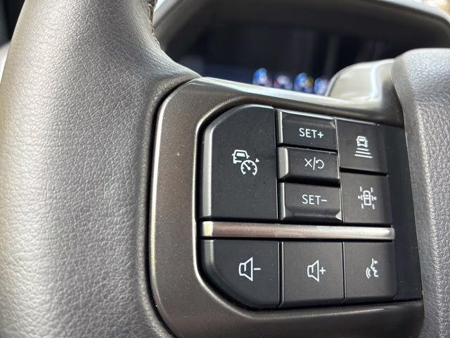 2024 Oxford White Ford F-150 XLT 4X4 Truck