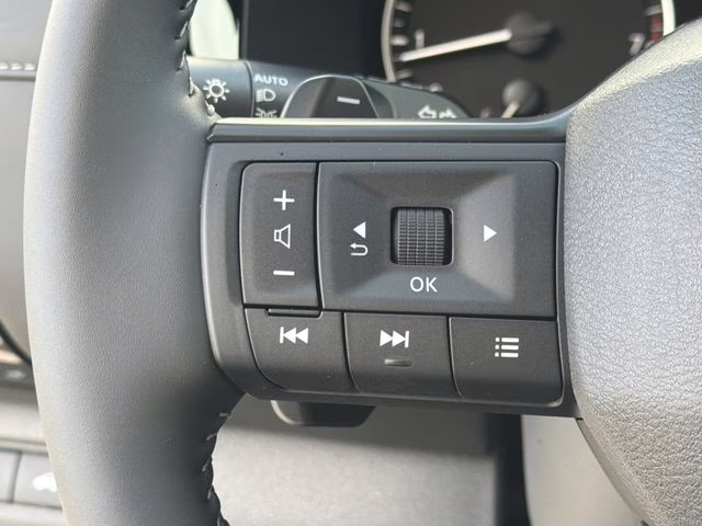 2026 Everest White Pearl Tricoat Nissan Pathfinder SV FWD SUV