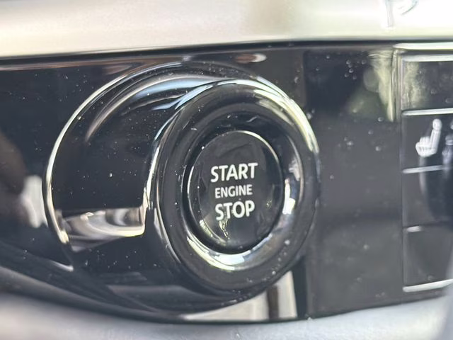 2026 Everest White Pearl Tricoat Nissan Pathfinder SV FWD SUV