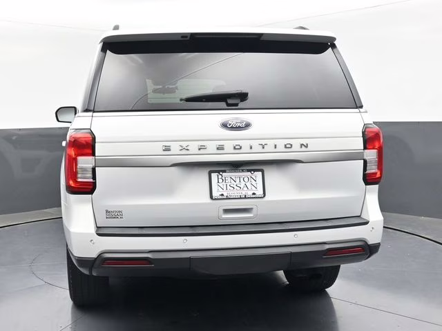 2023 Oxford White Ford Expedition XL 4X4 SUV