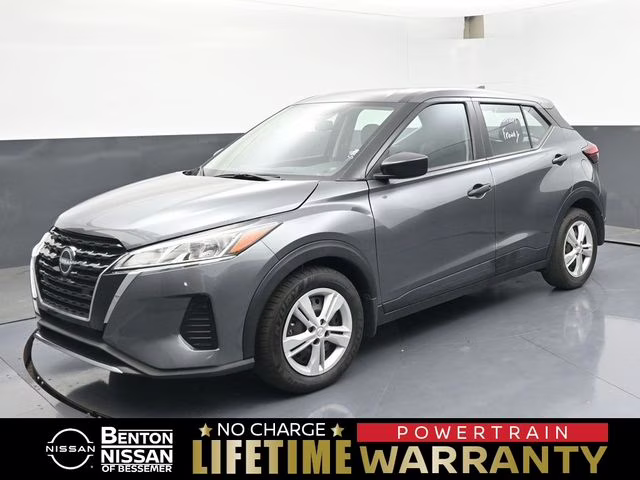 2024 Gun Metallic Nissan Kicks S FWD SUV