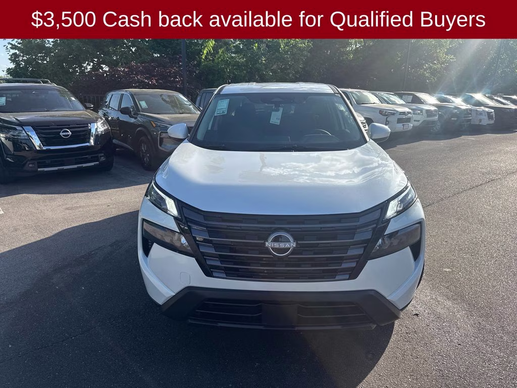 2026 Everest White Pearl Tricoat Nissan Rogue SV FWD SUV