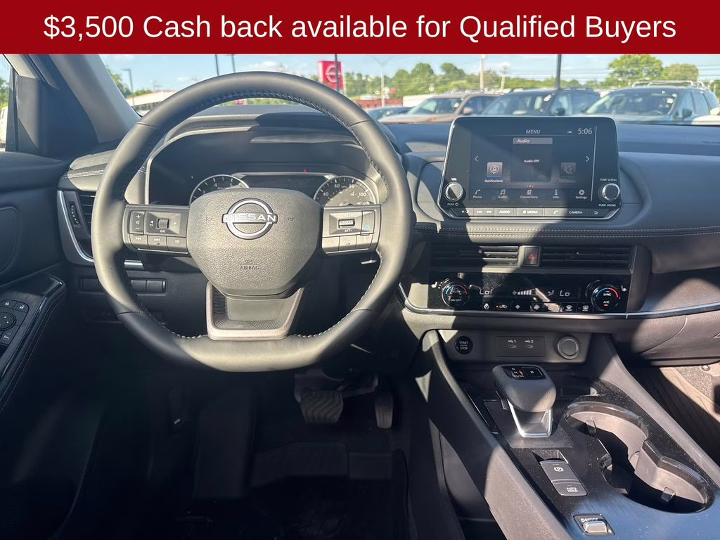 2026 Everest White Pearl Tricoat Nissan Rogue SV FWD SUV