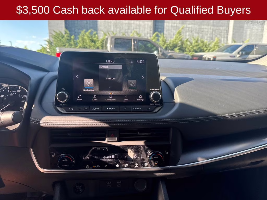 2026 Everest White Pearl Tricoat Nissan Rogue SV FWD SUV