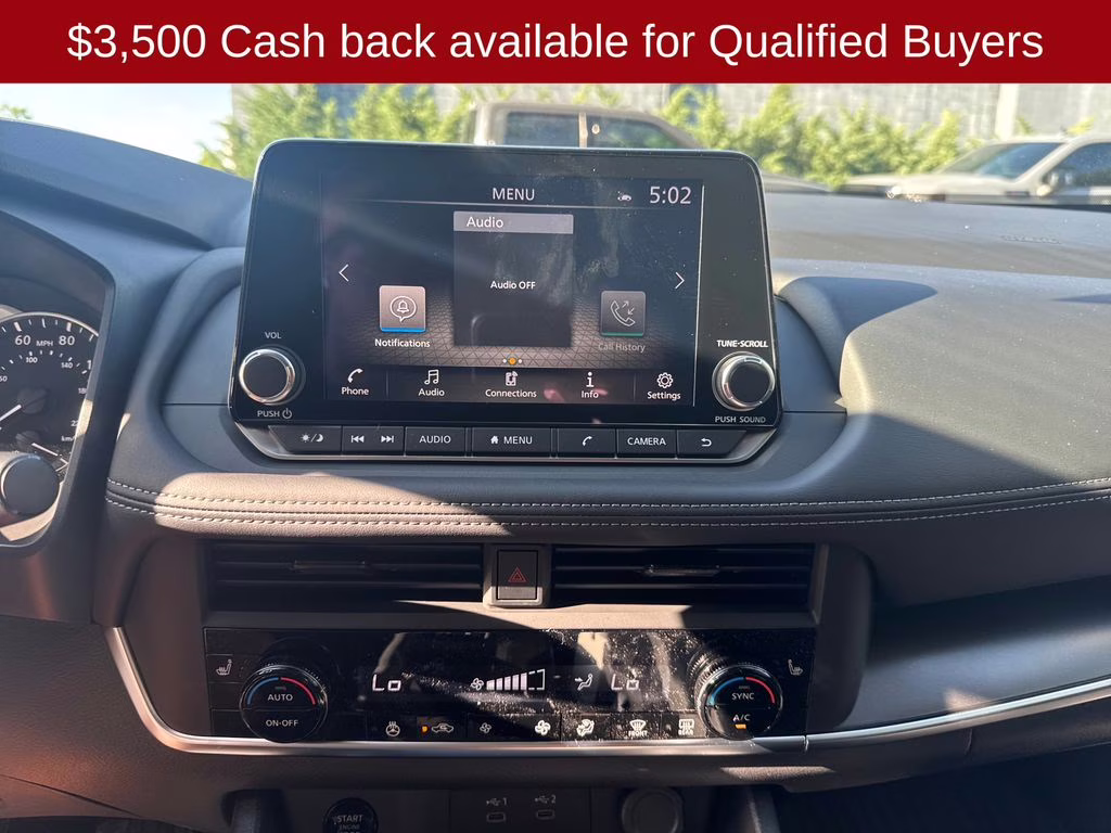 2026 Everest White Pearl Tricoat Nissan Rogue SV FWD SUV