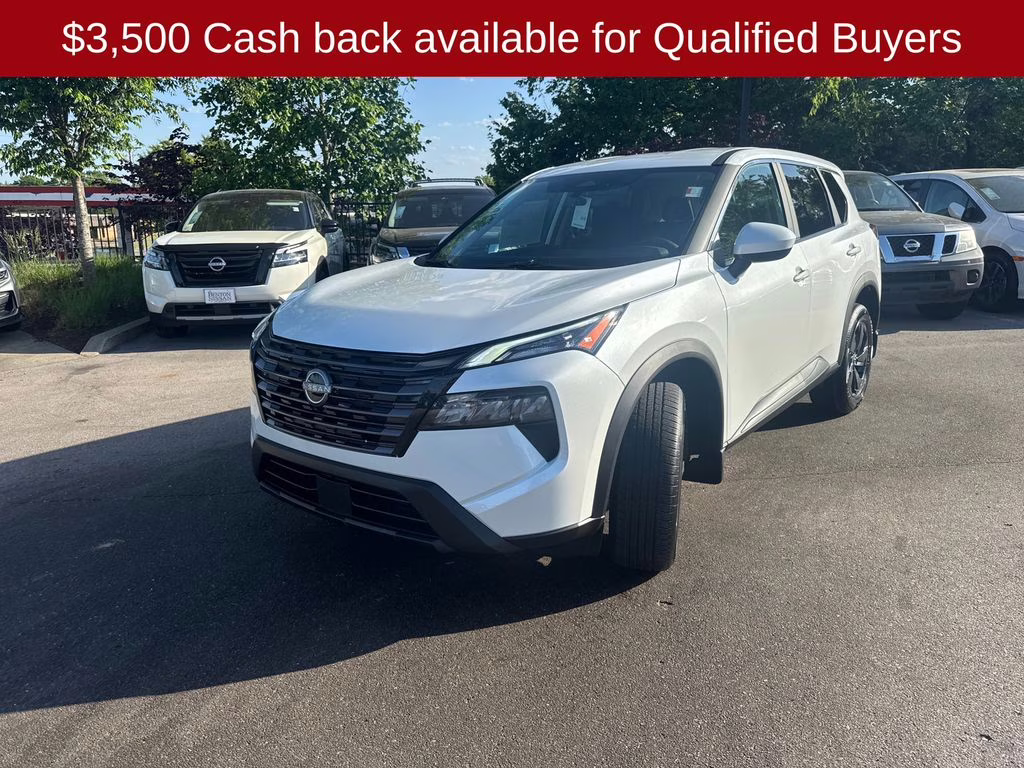 2026 Everest White Pearl Tricoat Nissan Rogue SV FWD SUV