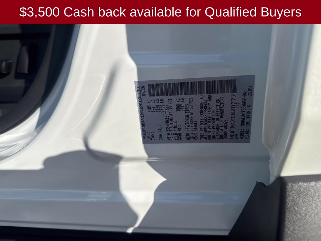 2026 Everest White Pearl Tricoat Nissan Rogue SV FWD SUV