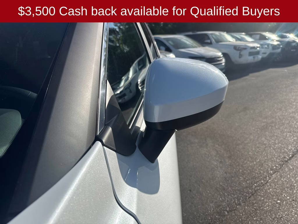 2026 Everest White Pearl Tricoat Nissan Rogue SV FWD SUV