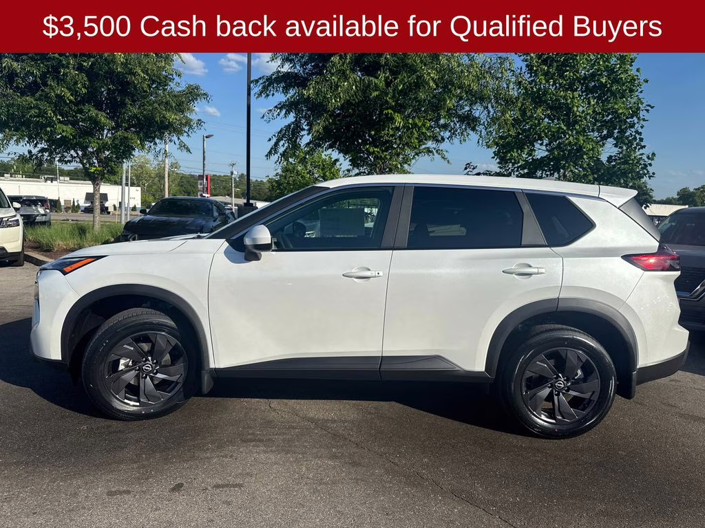 2026 Everest White Pearl Tricoat Nissan Rogue SV FWD SUV