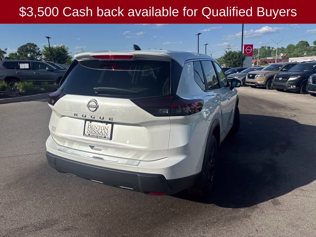 2026 Everest White Pearl Tricoat Nissan Rogue SV FWD SUV