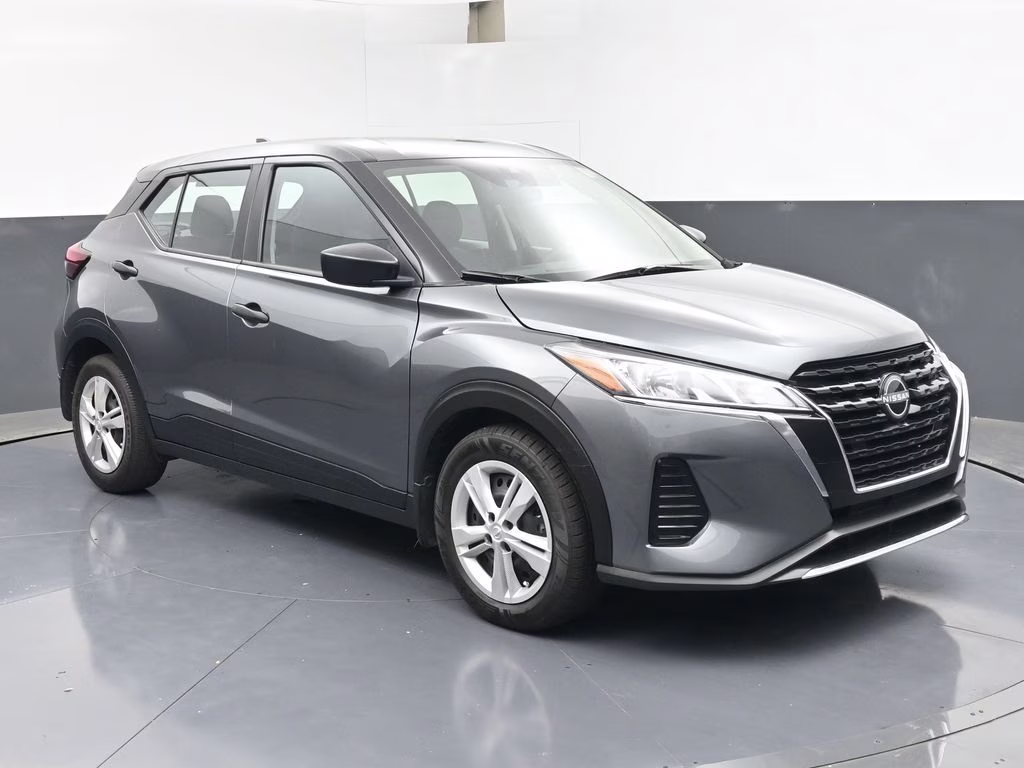 2024 Gun Metallic Nissan Kicks S FWD SUV