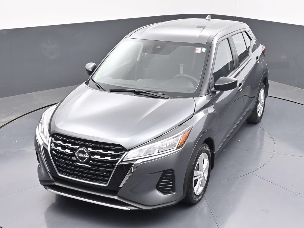 2024 Gun Metallic Nissan Kicks S FWD SUV