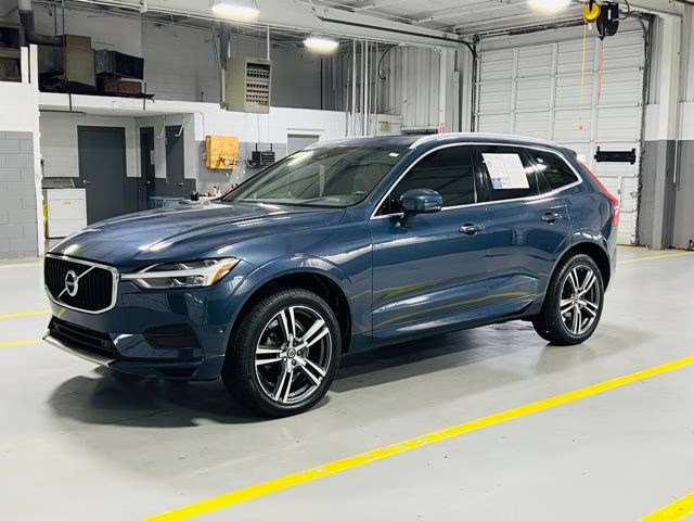 2019 Denim Blue Metallic Volvo XC60 T5 Momentum FWD SUV