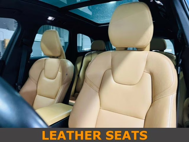 2019 Denim Blue Metallic Volvo XC60 T5 Momentum FWD SUV