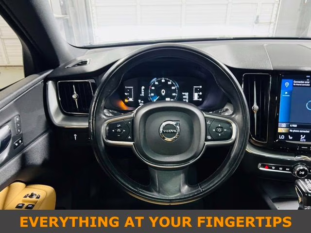 2019 Denim Blue Metallic Volvo XC60 T5 Momentum FWD SUV