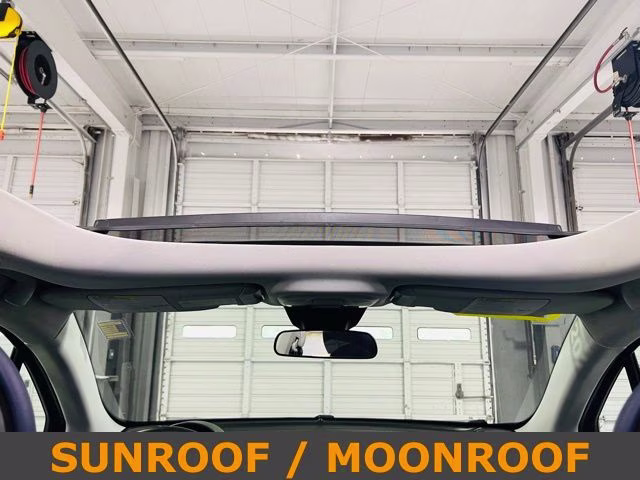 2022 Blu Venezia (Blue Metallic) FIAT 500X Pop AWD SUV