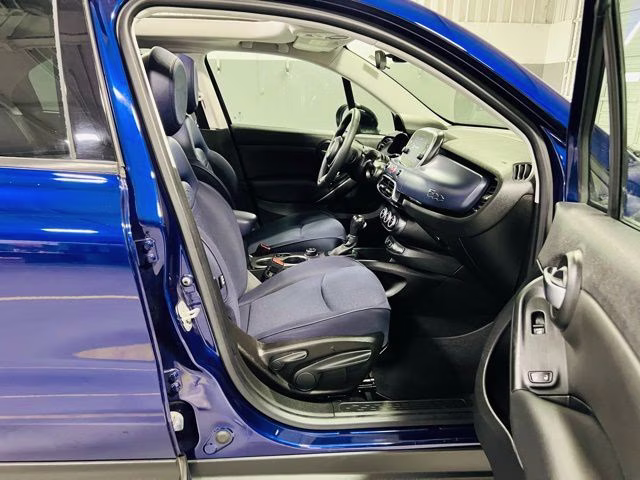 2022 Blu Venezia (Blue Metallic) FIAT 500X Pop AWD SUV