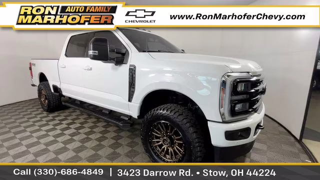 2024 White Metallic Ford F-350SD Lariat 4X4 Truck
