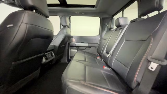 2024 White Metallic Ford F-350SD Lariat 4X4 Truck