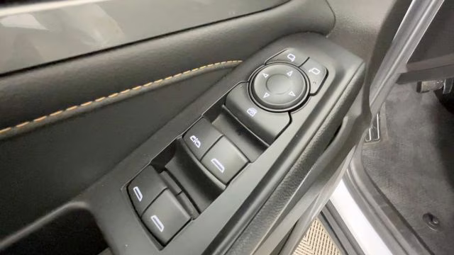 2021 Summit White Chevrolet Traverse LT Leather AWD SUV