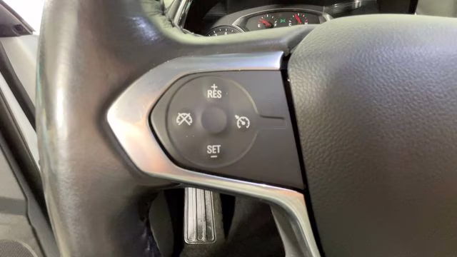 2021 Summit White Chevrolet Traverse LT Leather AWD SUV