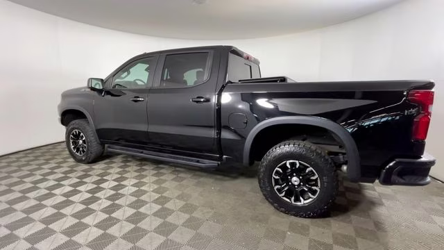 2022 Black Chevrolet Silverado 1500 ZR2 4X4 Truck