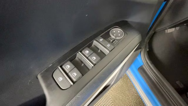 2023 Surf Blue w/Black Roof Kia Soul GT-Line FWD Hatchback