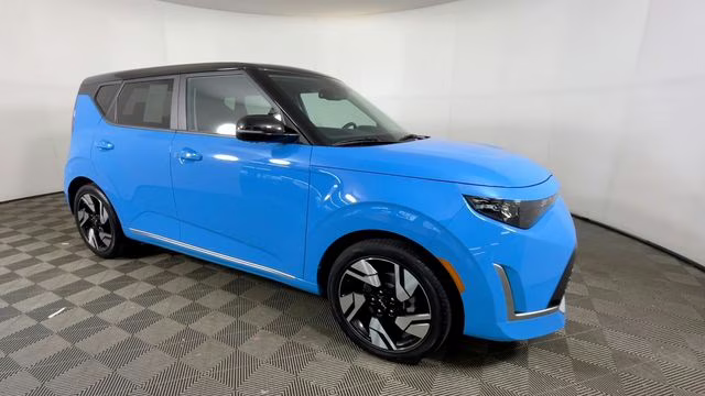 2023 Surf Blue w/Black Roof Kia Soul GT-Line FWD Hatchback